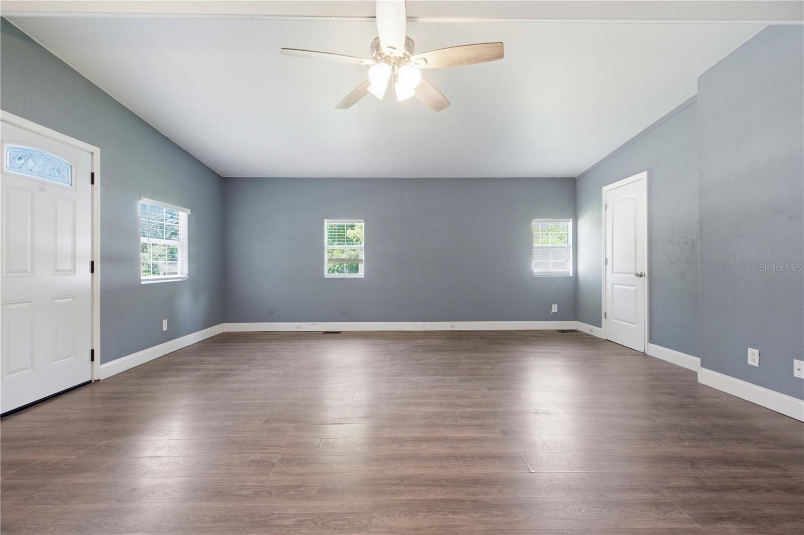 39217 FIBELKORN RD — photo 15