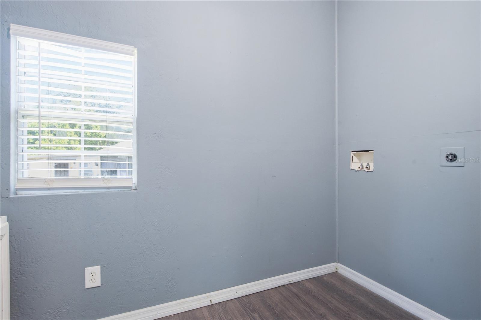 39217 FIBELKORN RD — photo 16