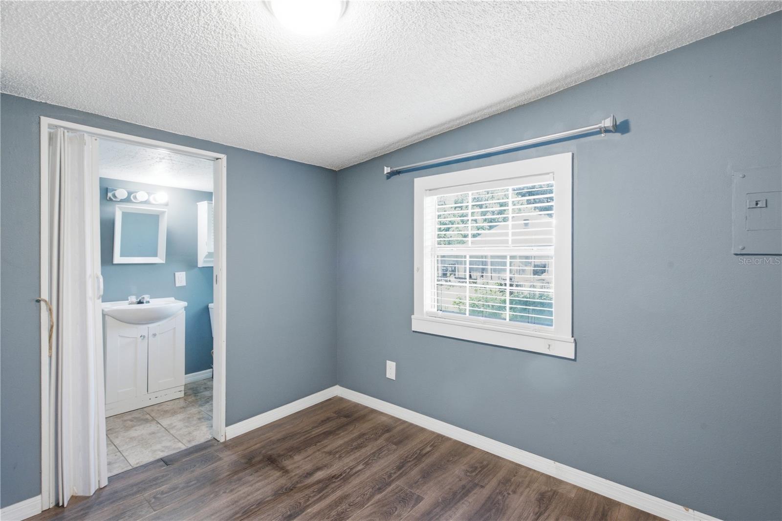 39217 FIBELKORN RD — photo 23