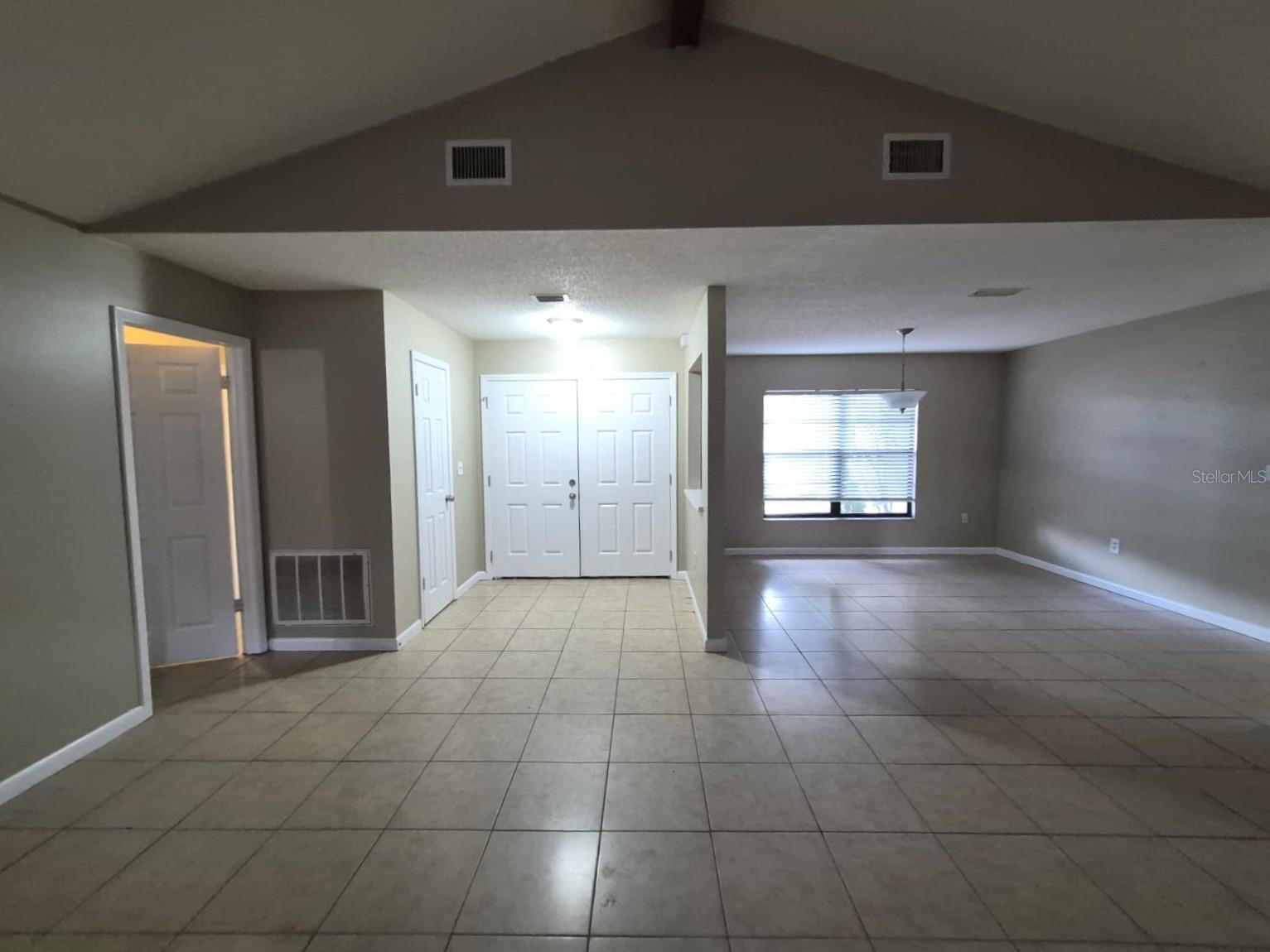 10227 LANDMARK DR — photo 3