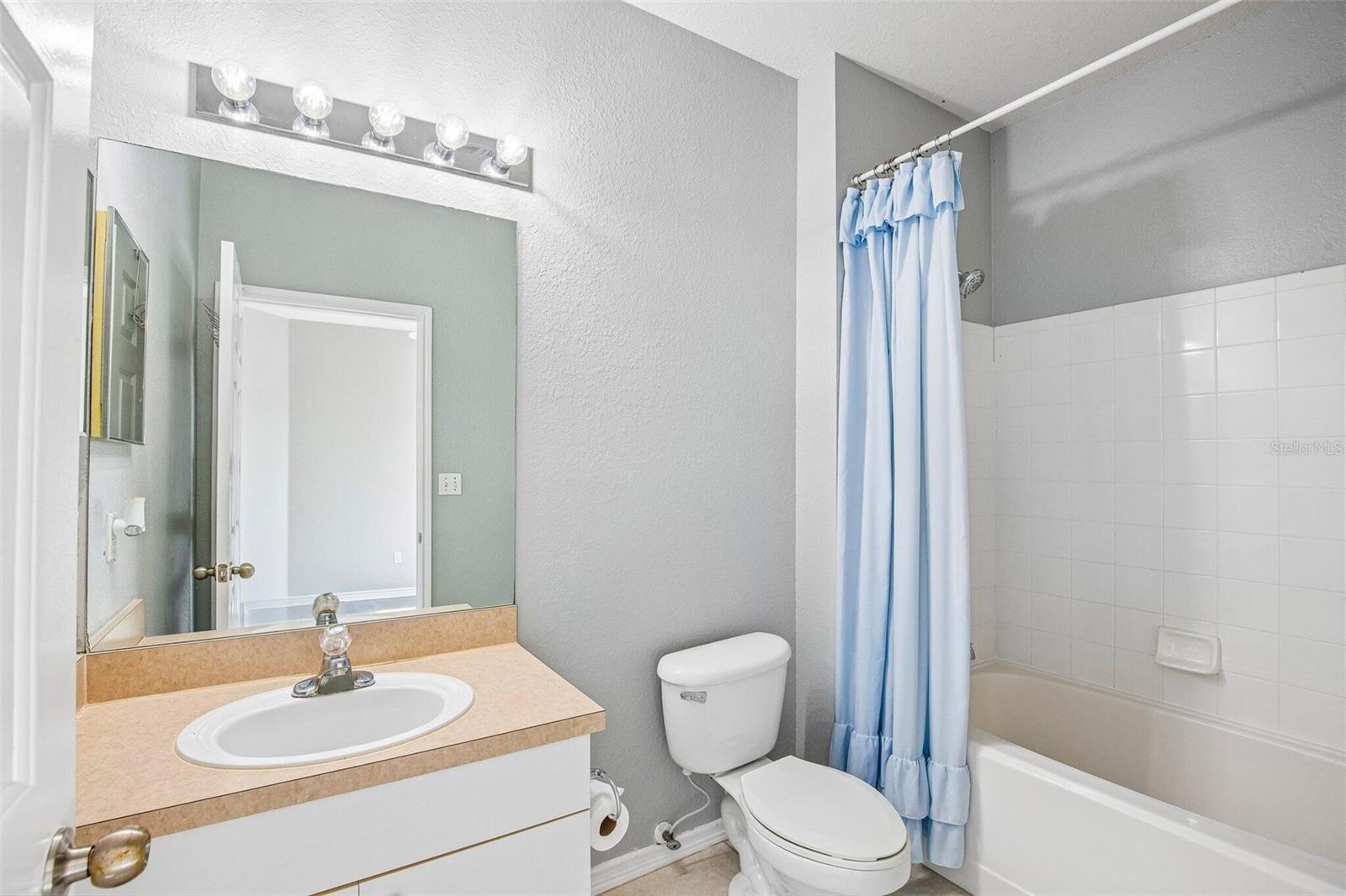 4333 BAYSIDE VILLAGE DR #322 — photo 19