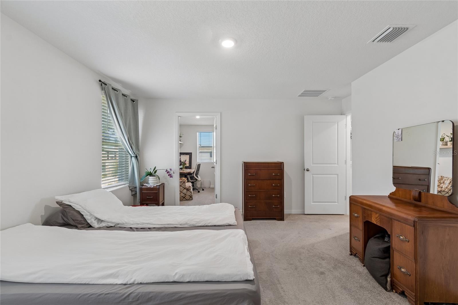 13756 WHISKEY DAISY DR — photo 66
