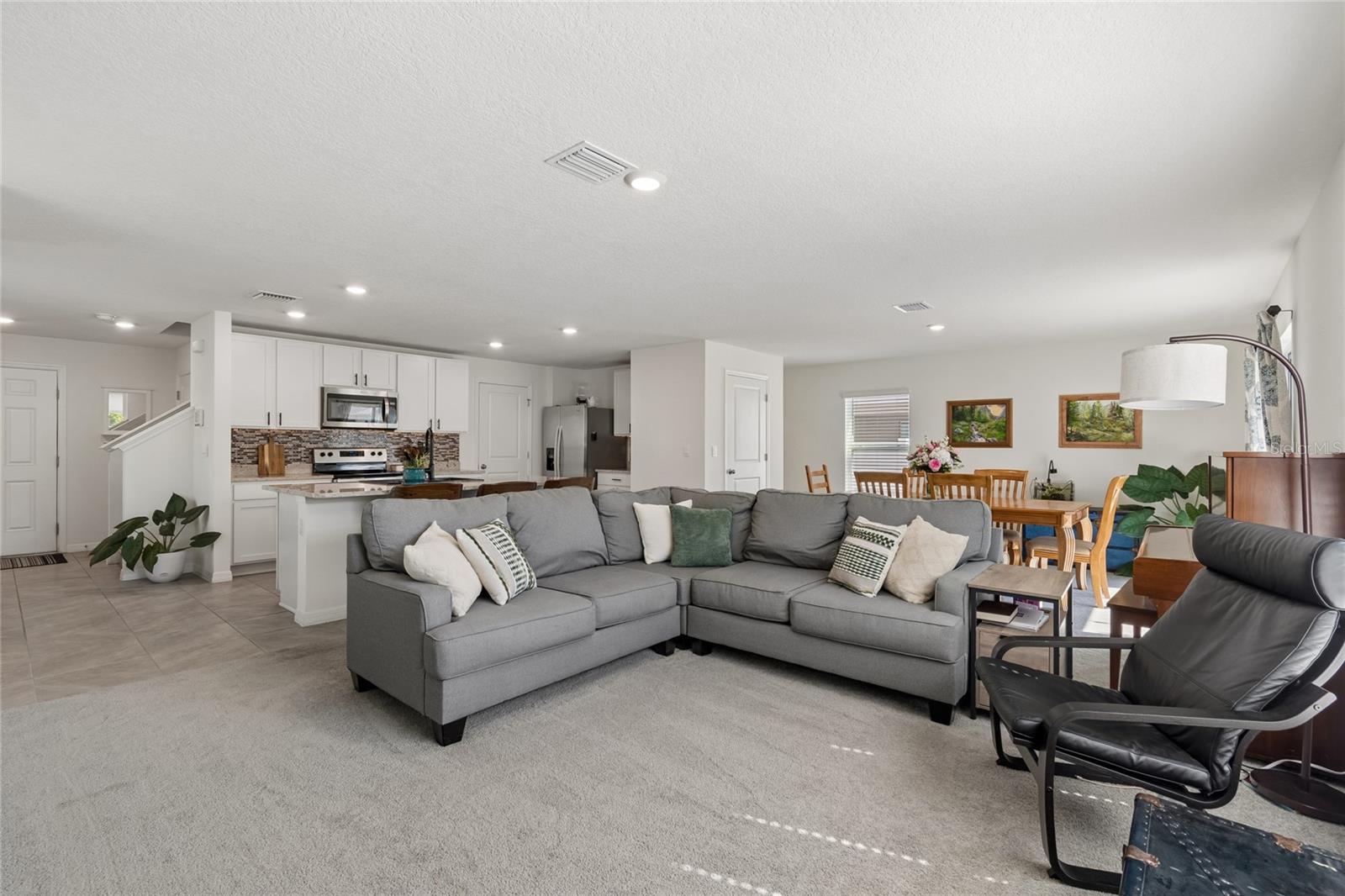 13756 WHISKEY DAISY DR — photo 32