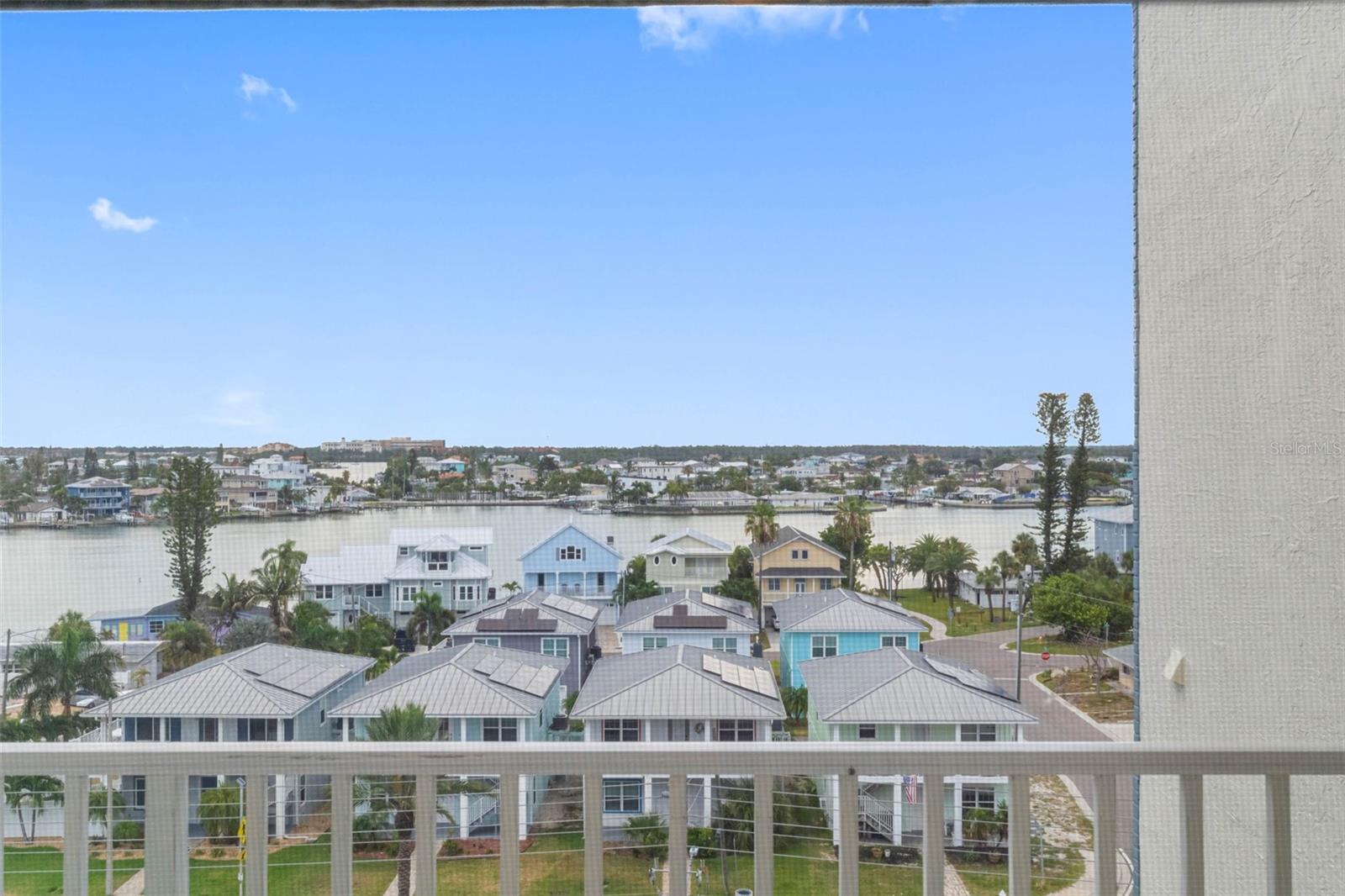13500 GULF BLVD #605 — photo 34