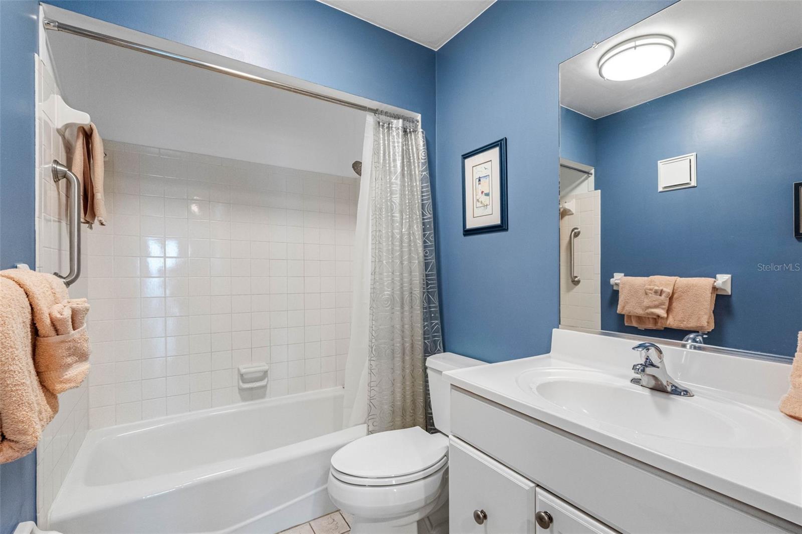 13500 GULF BLVD #605 — photo 31