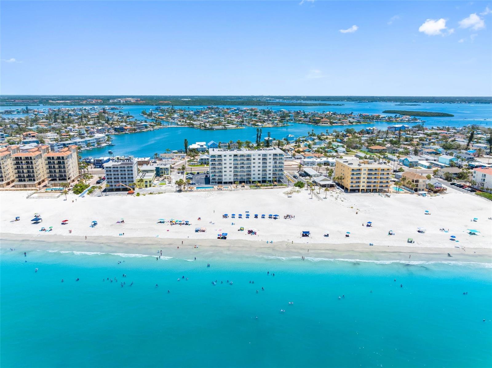 13500 GULF BLVD #605 — photo 42