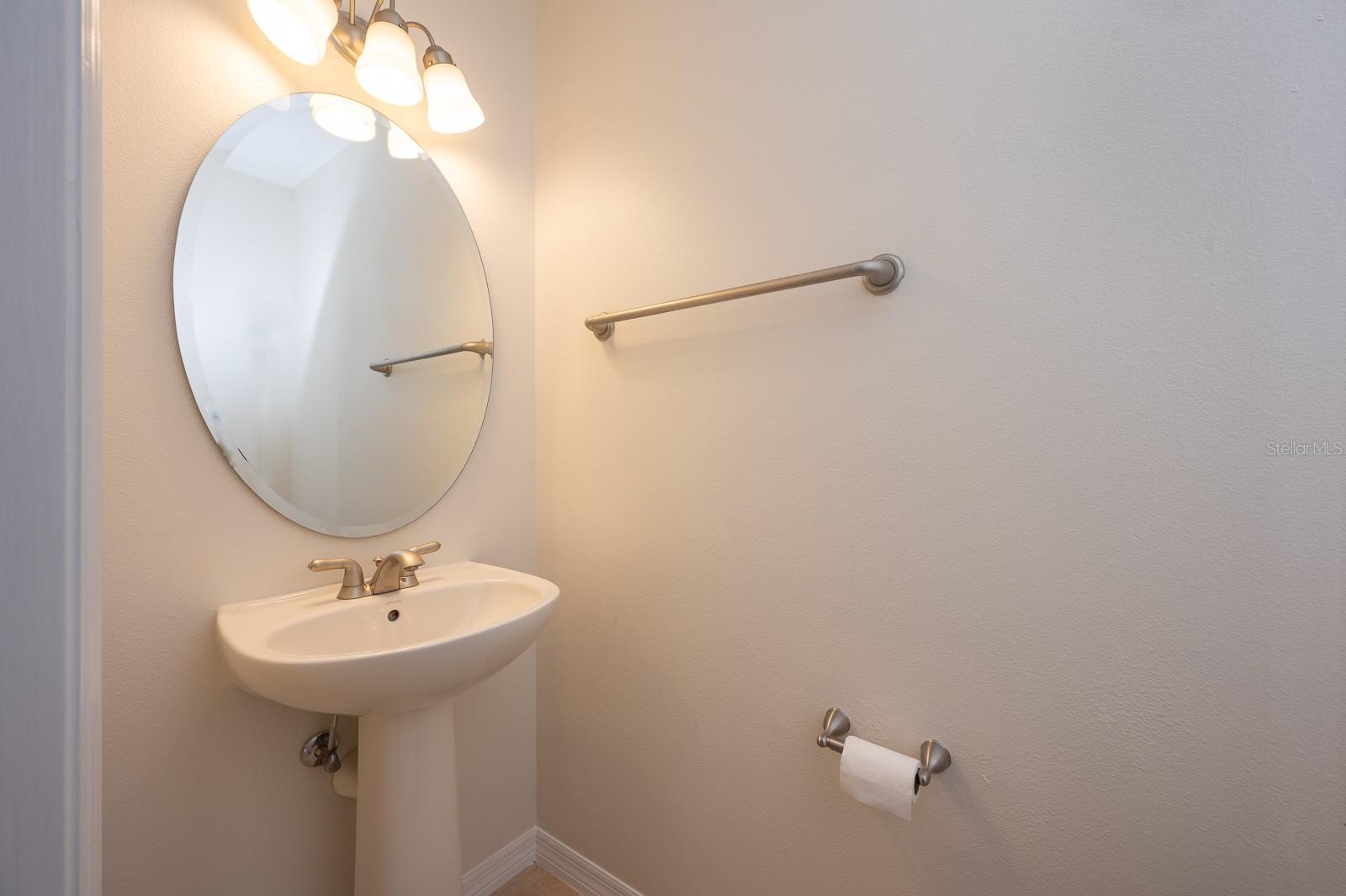 8860 WHITE SAGE LOOP — photo 10