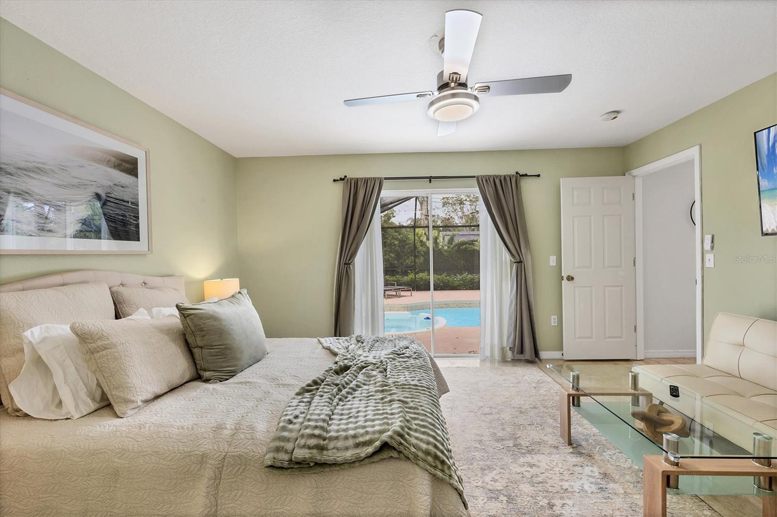 2445 APACHE ST — photo 21