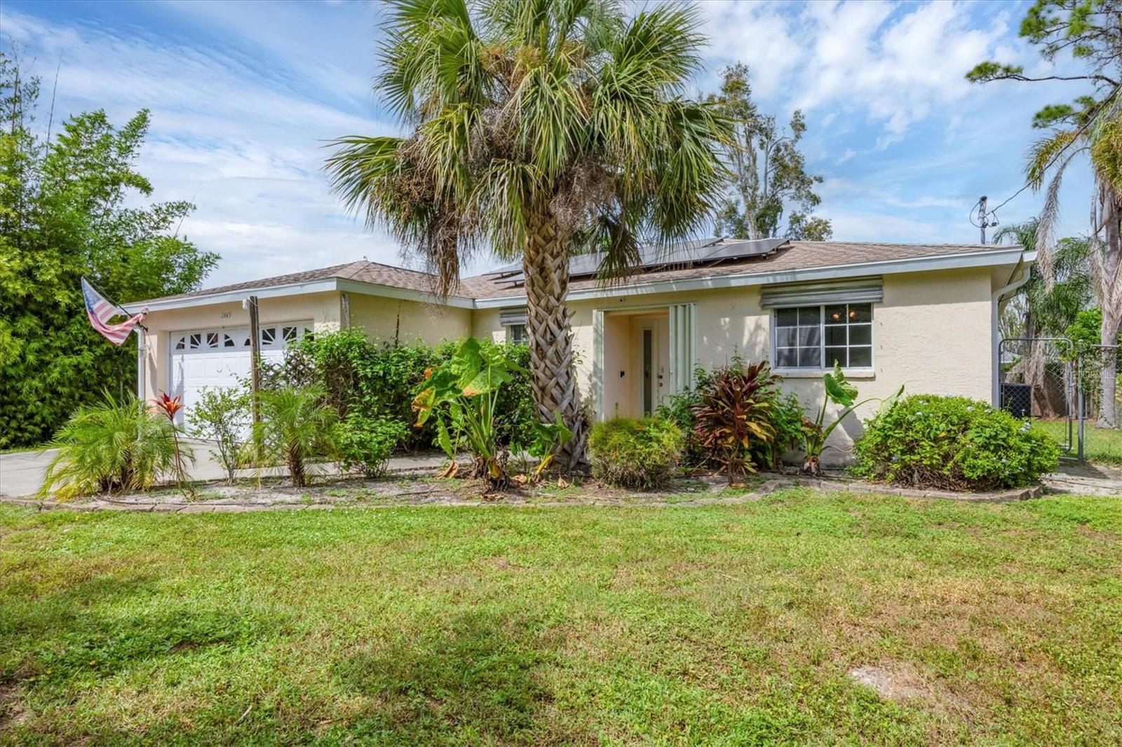 2445 APACHE ST — photo 8