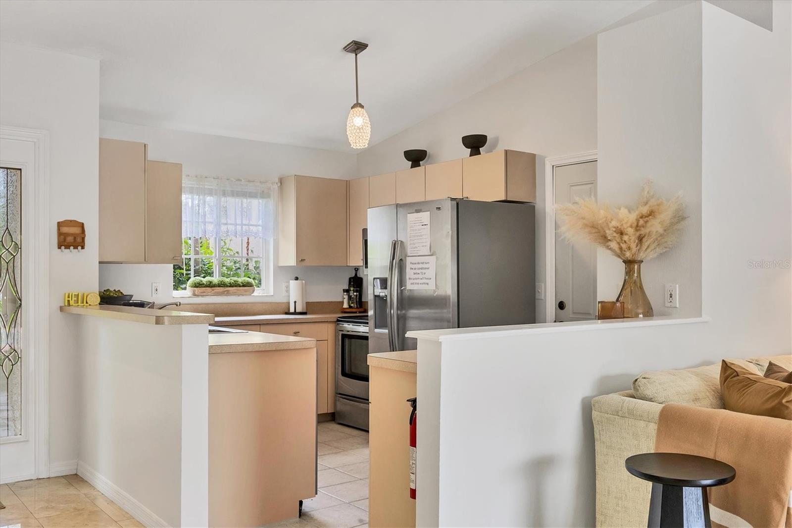 2445 APACHE ST — photo 16