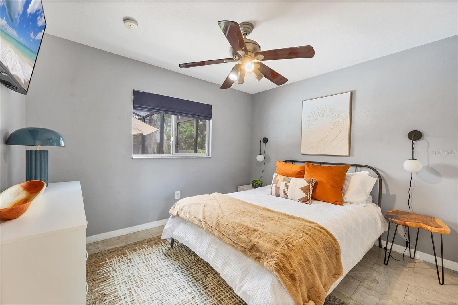 2445 APACHE ST — photo 28