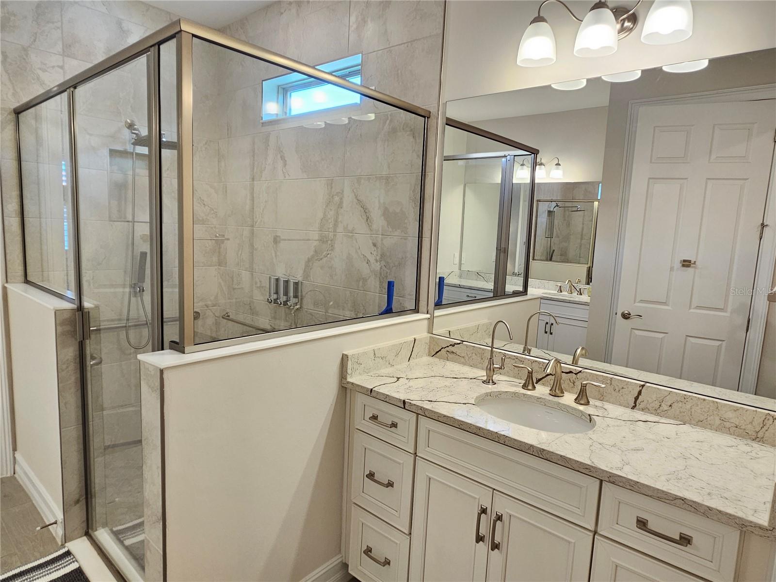 104 VILLORESI BLVD — photo 37