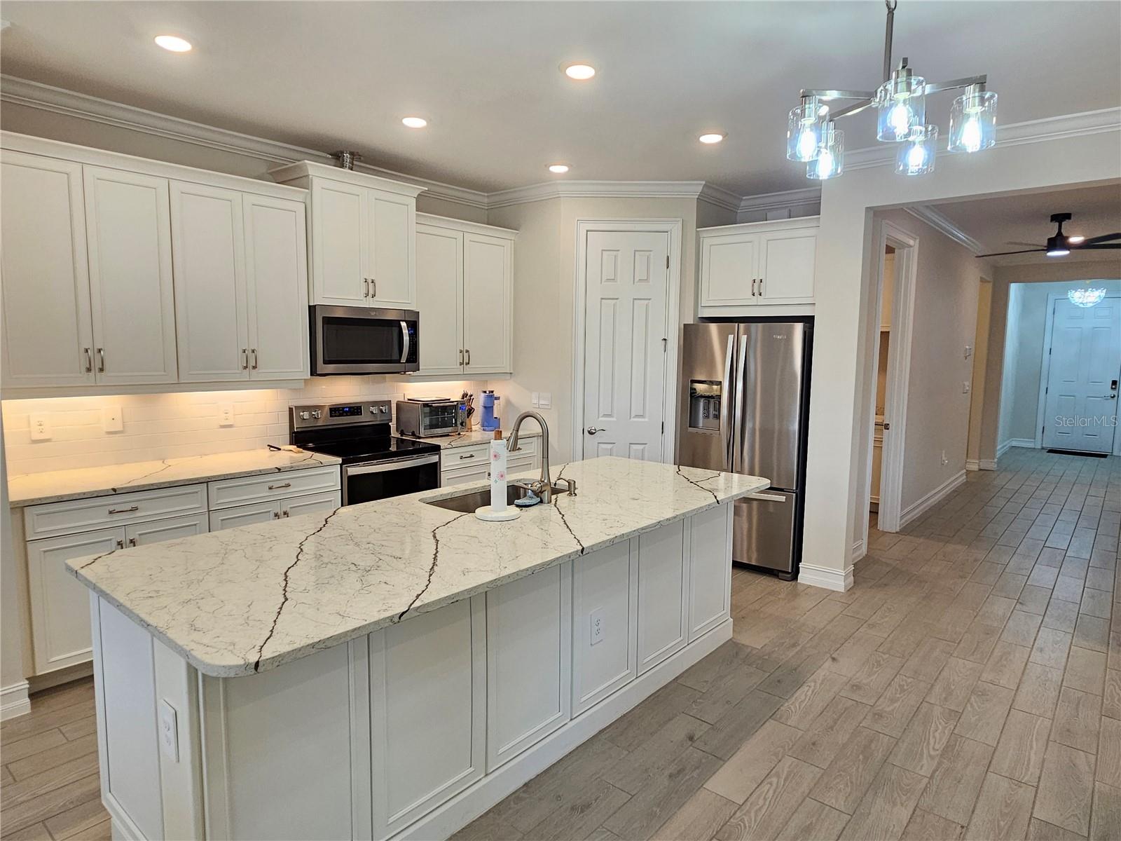 104 VILLORESI BLVD — photo 21