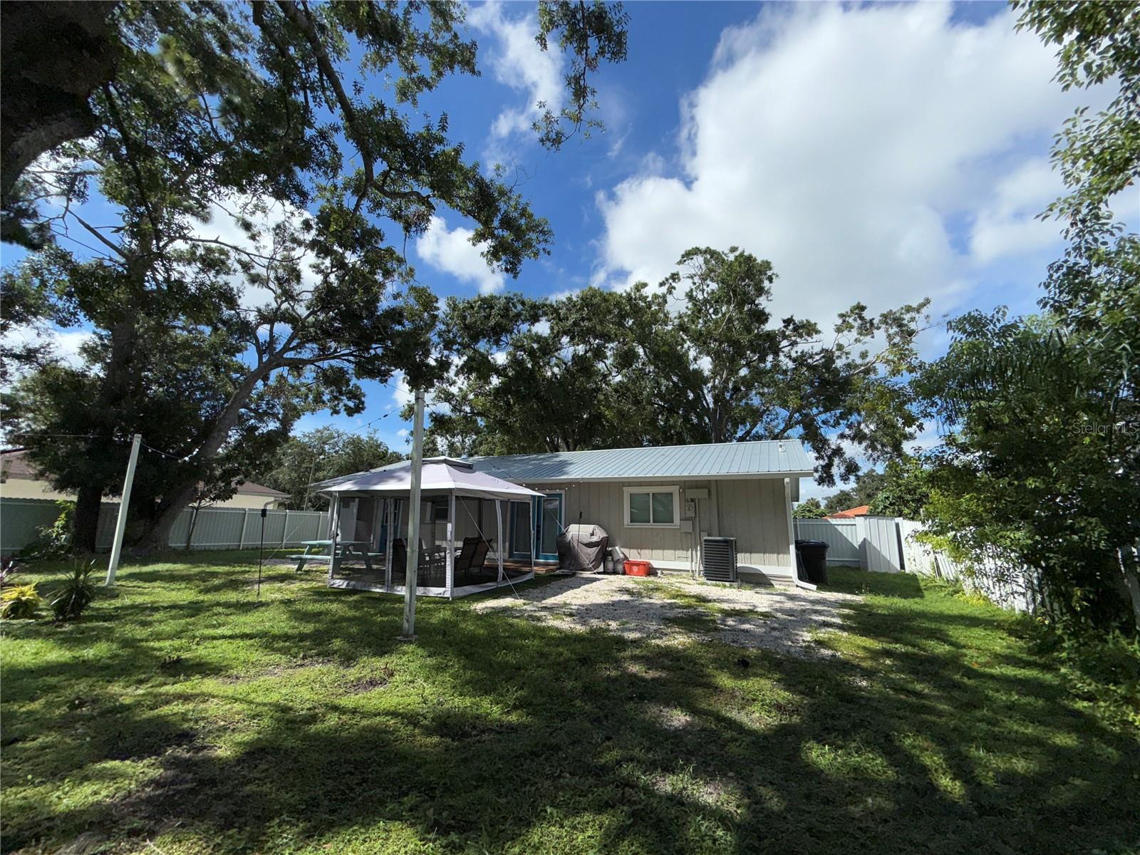3988 SAN LUIS DR — photo 35