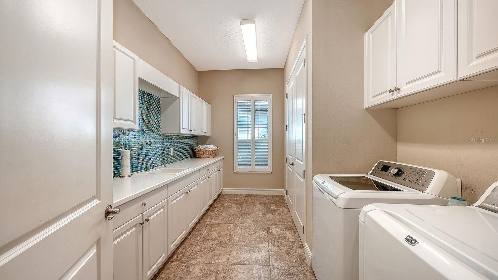 7640 HADDINGTON CV — photo 29