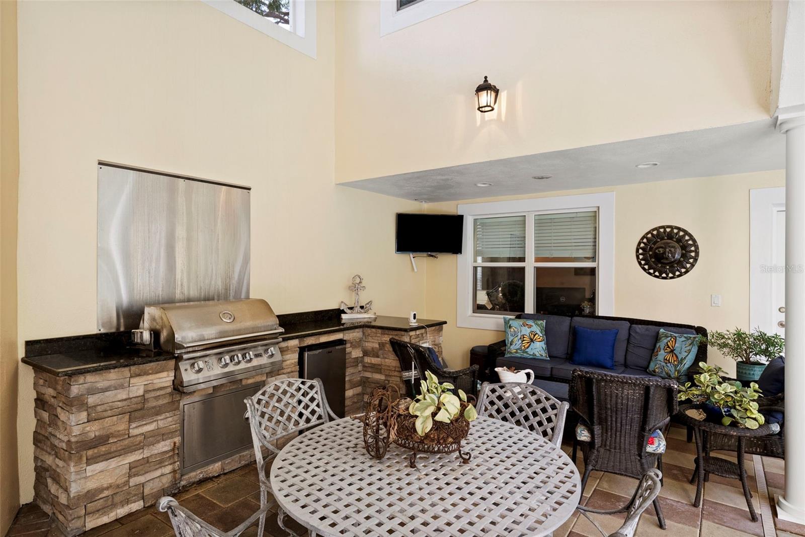 4106 W SAN MIGUEL ST — photo 8