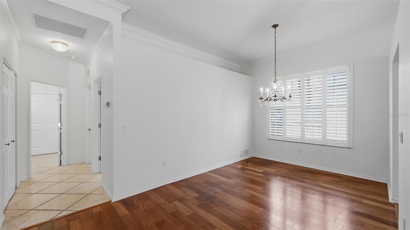 238 VESTAVIA DR — photo 12