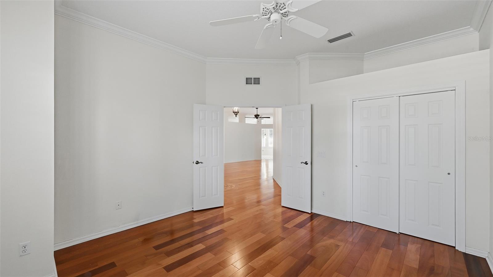 238 VESTAVIA DR — photo 23