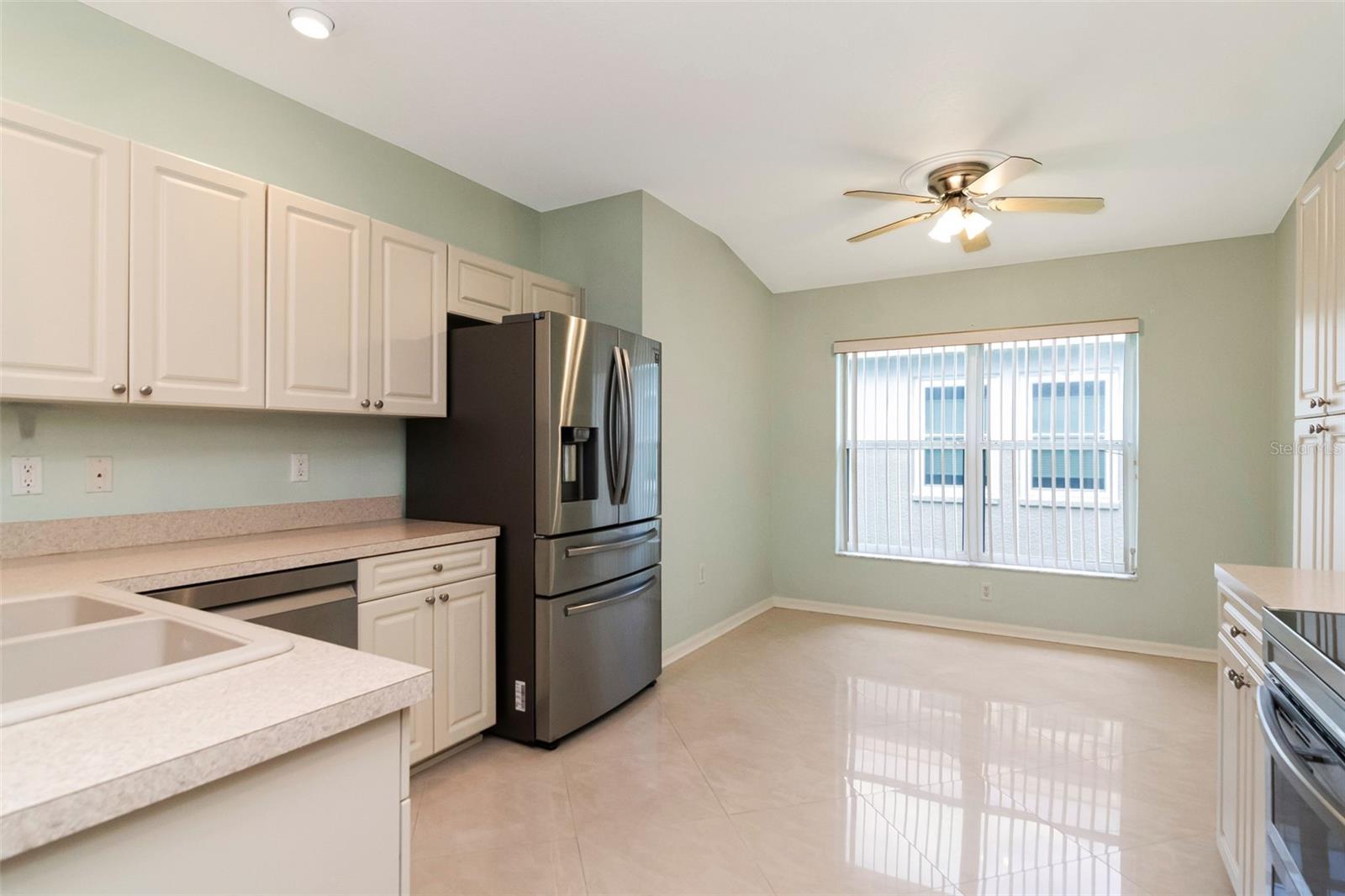 10029 BROOKDALE DR — photo 13