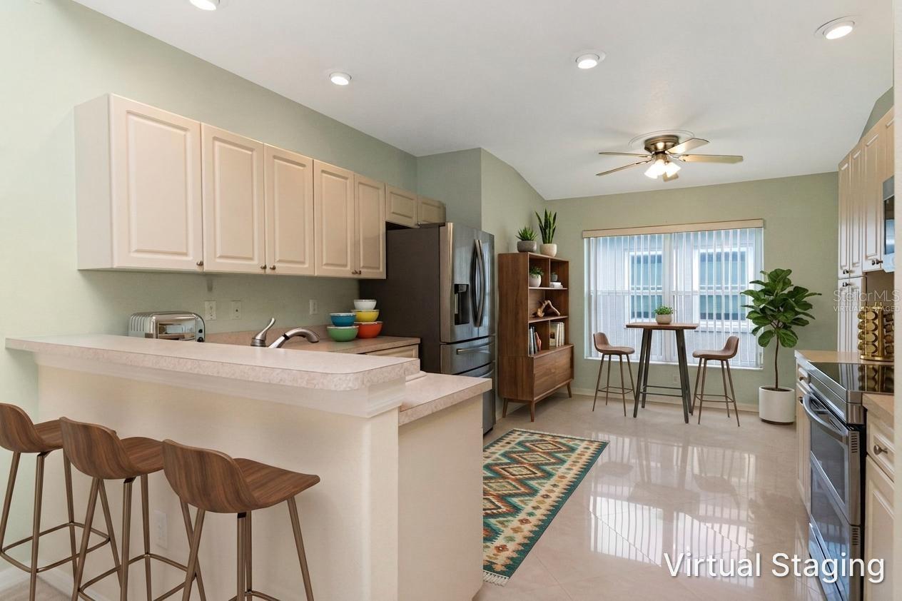 10029 BROOKDALE DR — photo 8