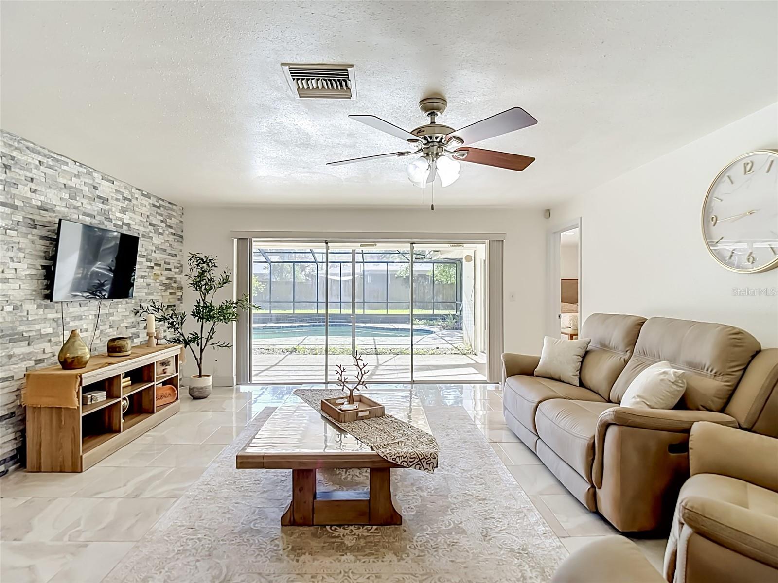 5126 ROLLING HILLS CT — photo 9
