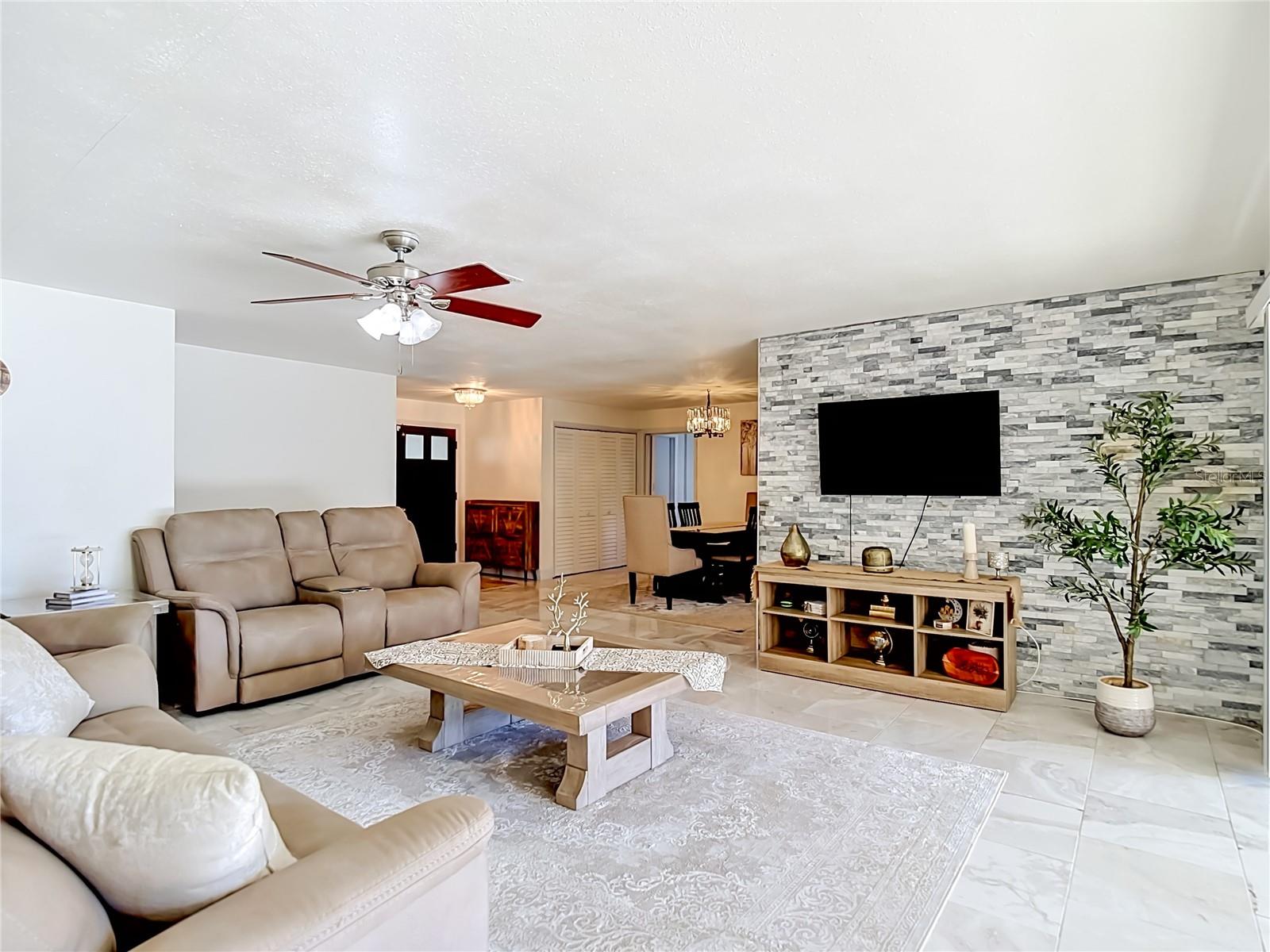 5126 ROLLING HILLS CT — photo 12