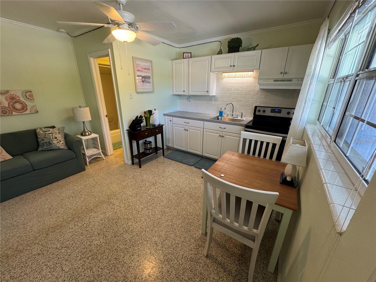 104 BASE AVE W #C — photo 3