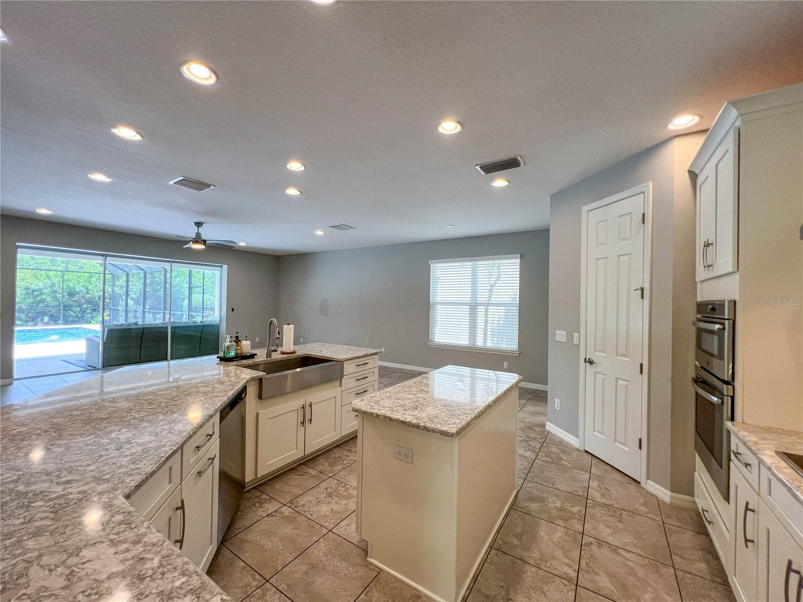 8033 CLEMENTINE LN — photo 31