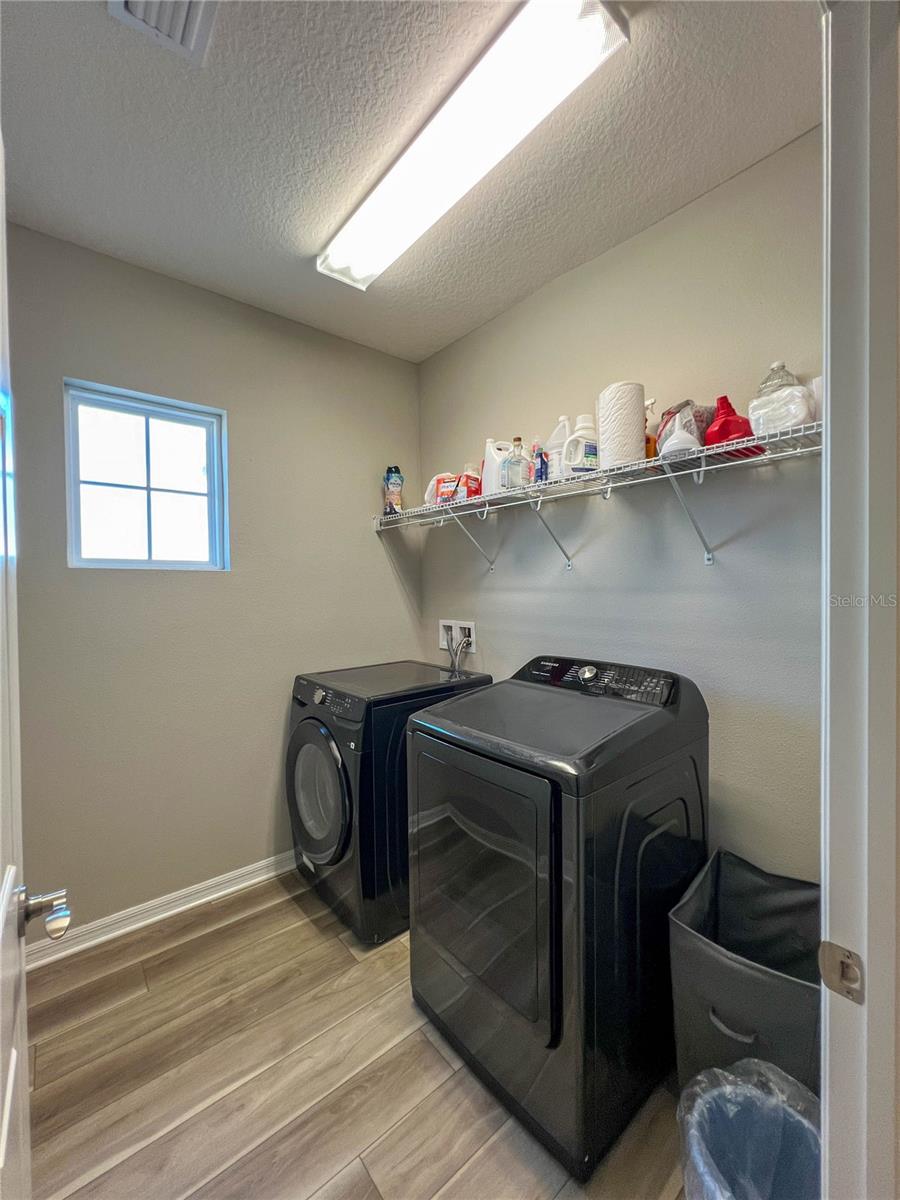 8033 CLEMENTINE LN — photo 44