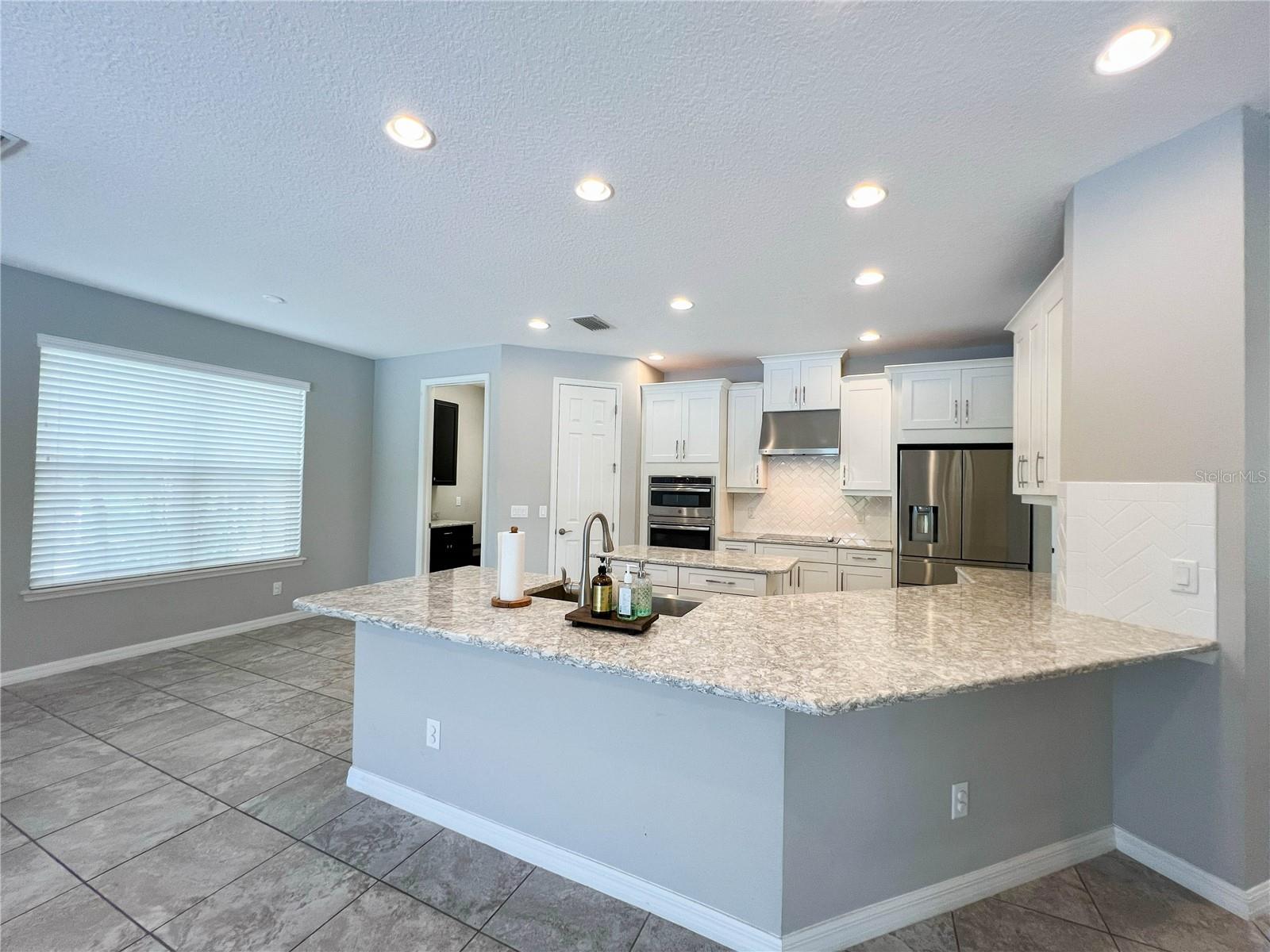 8033 CLEMENTINE LN — photo 28
