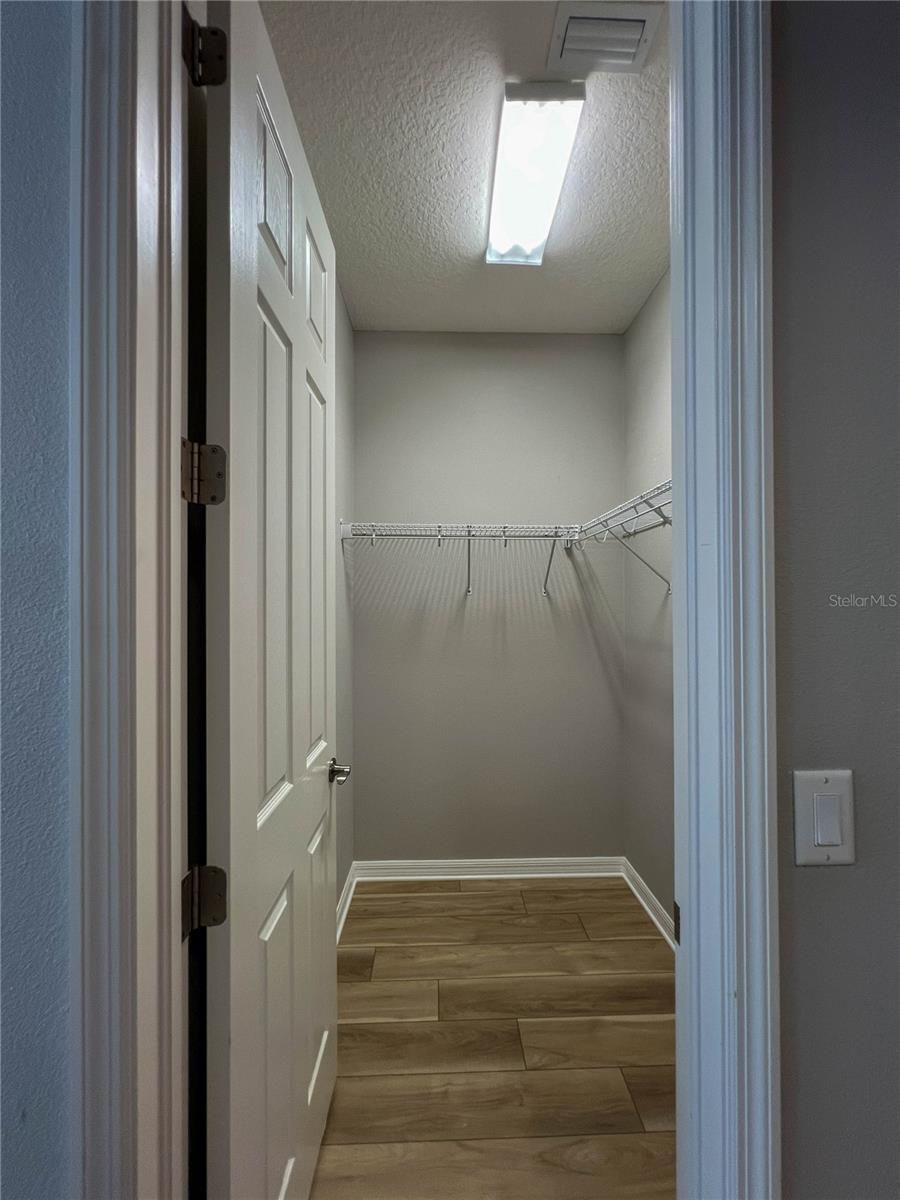 8033 CLEMENTINE LN — photo 24
