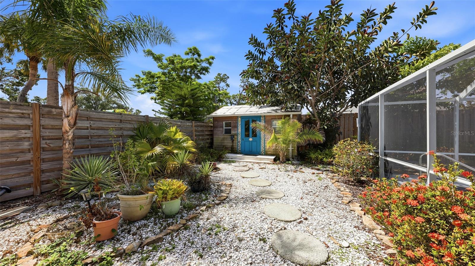 2220 DOUD ST — photo 35