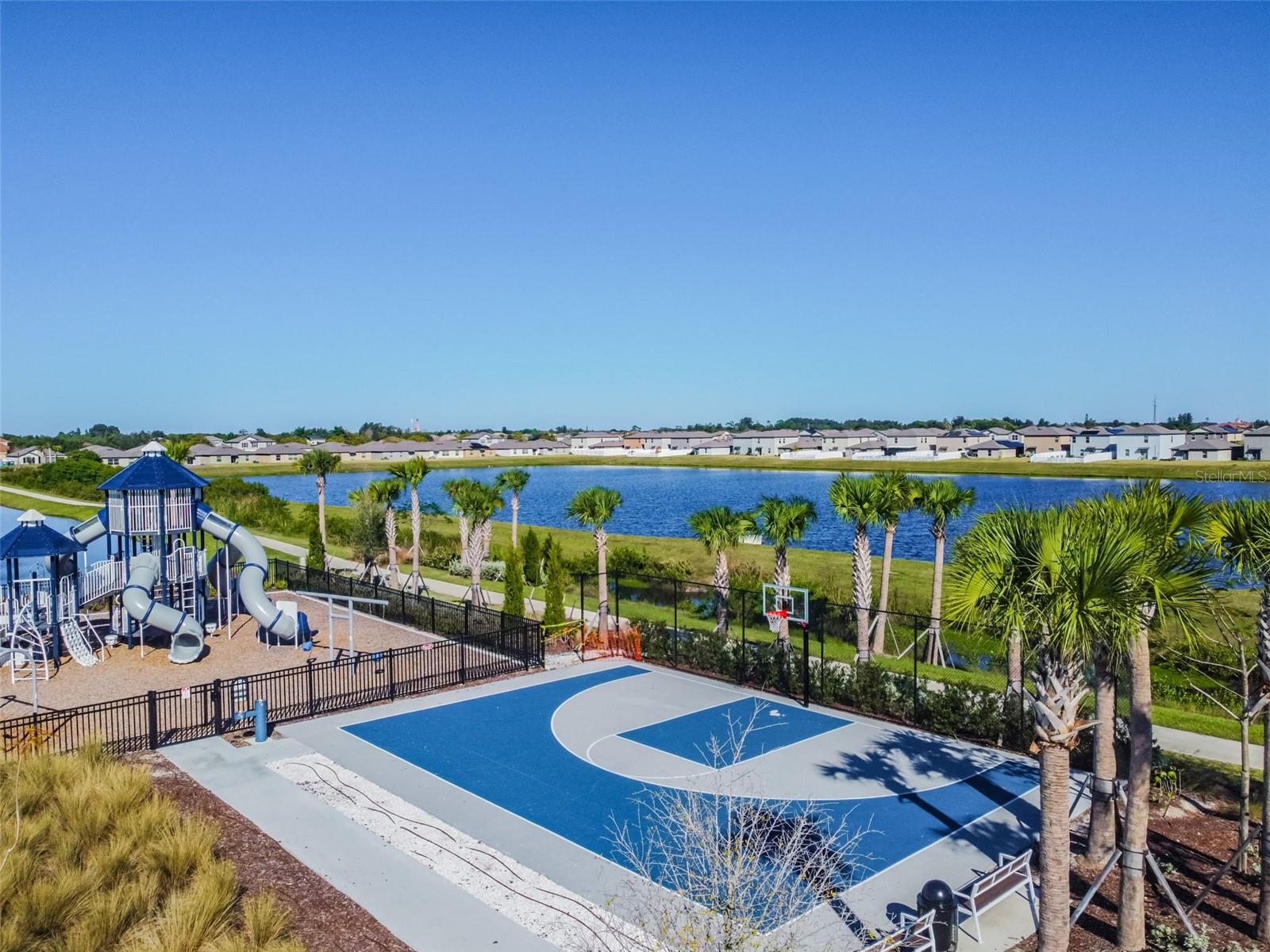 575 OCEAN SPRAY DR — photo 42