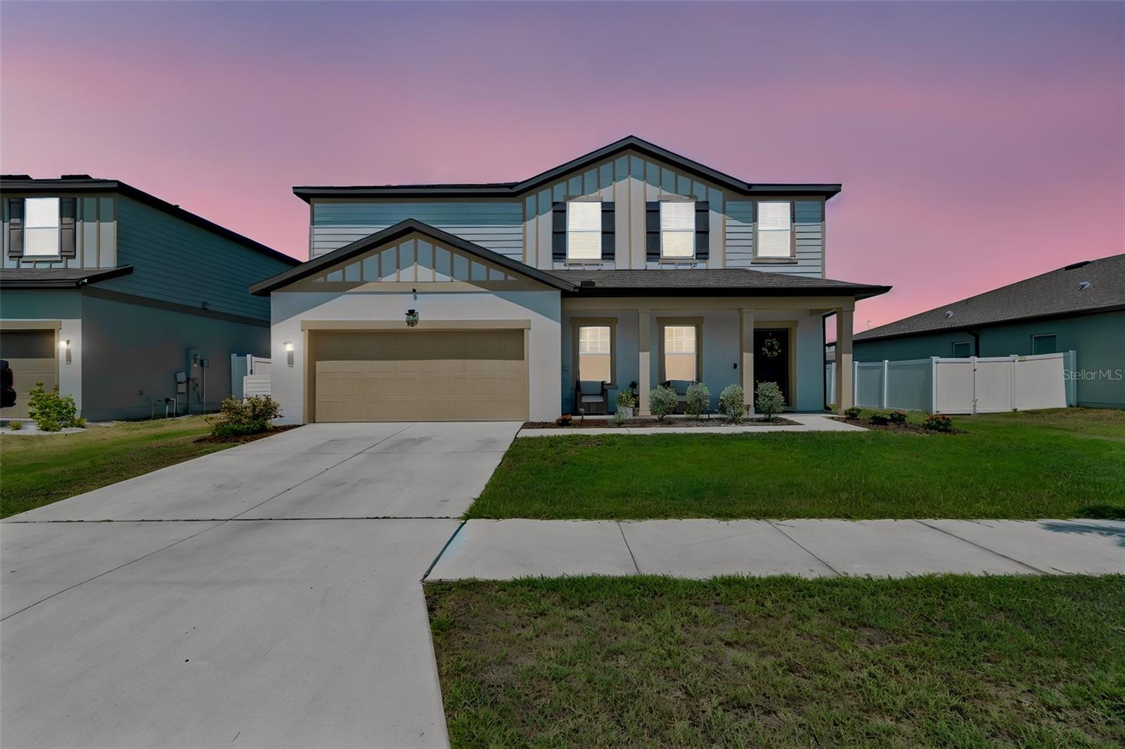 575 OCEAN SPRAY DR — photo 2