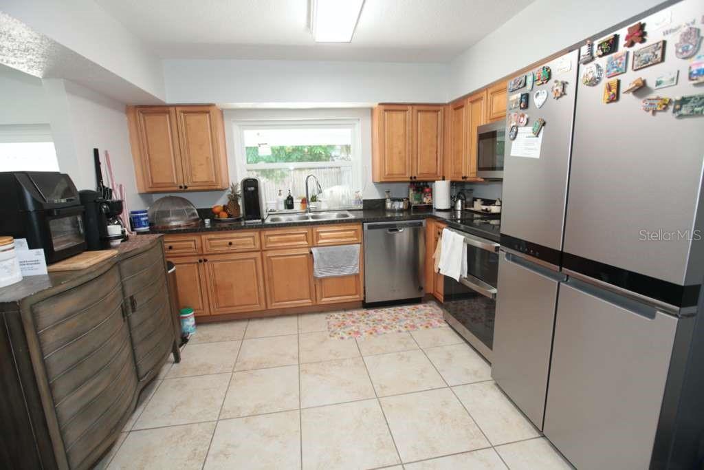 2073 SAN SEBASTIAN WAY N — photo 11