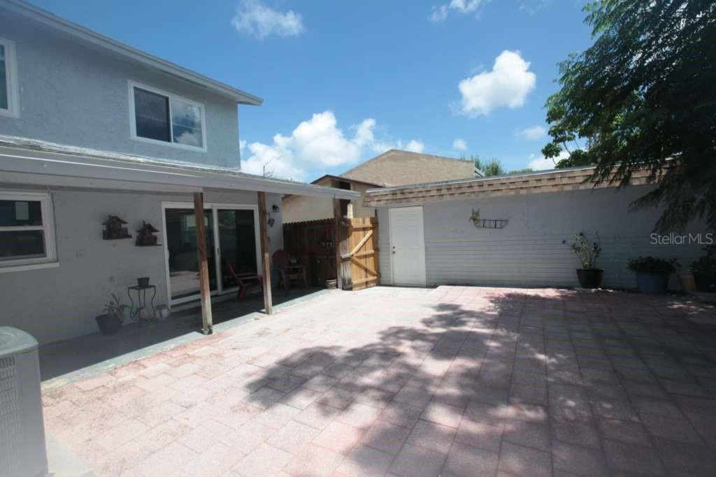 2073 SAN SEBASTIAN WAY N — photo 28