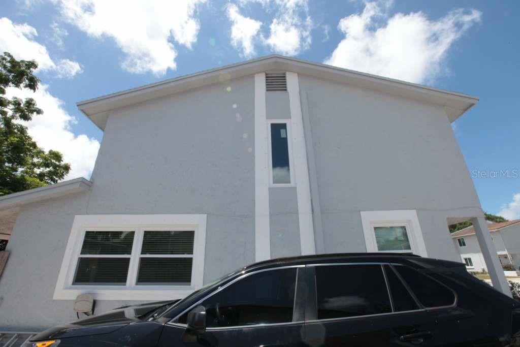 2073 SAN SEBASTIAN WAY N — photo 3