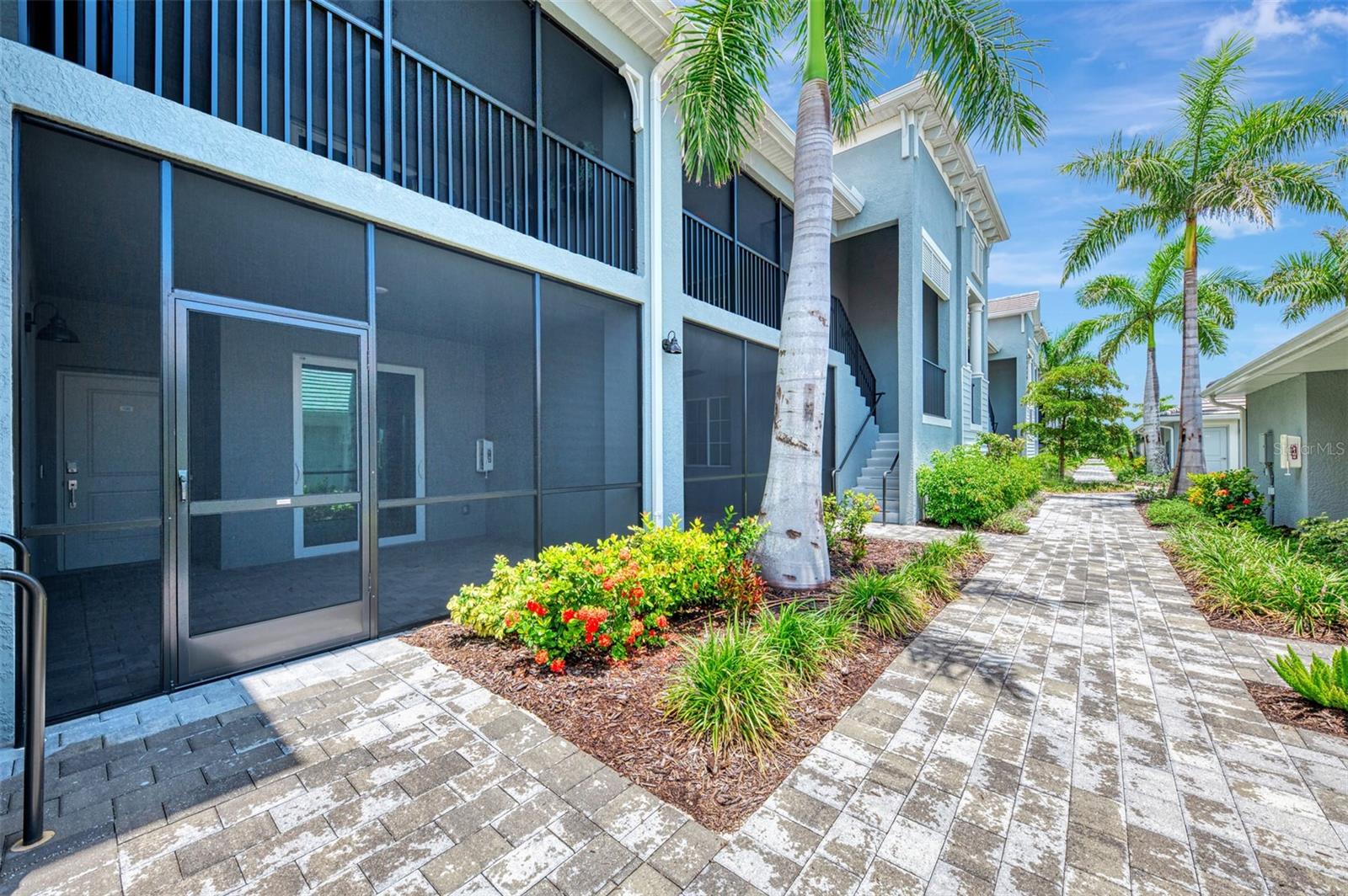 12520 GALAPAGOS CT #102 — photo 8