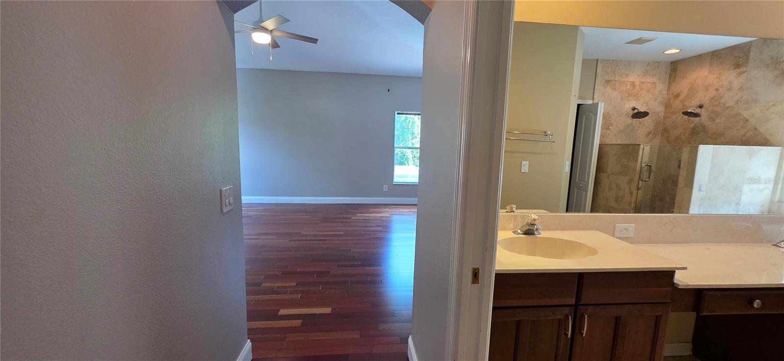 11609 GREENSLEEVE AVE — photo 42