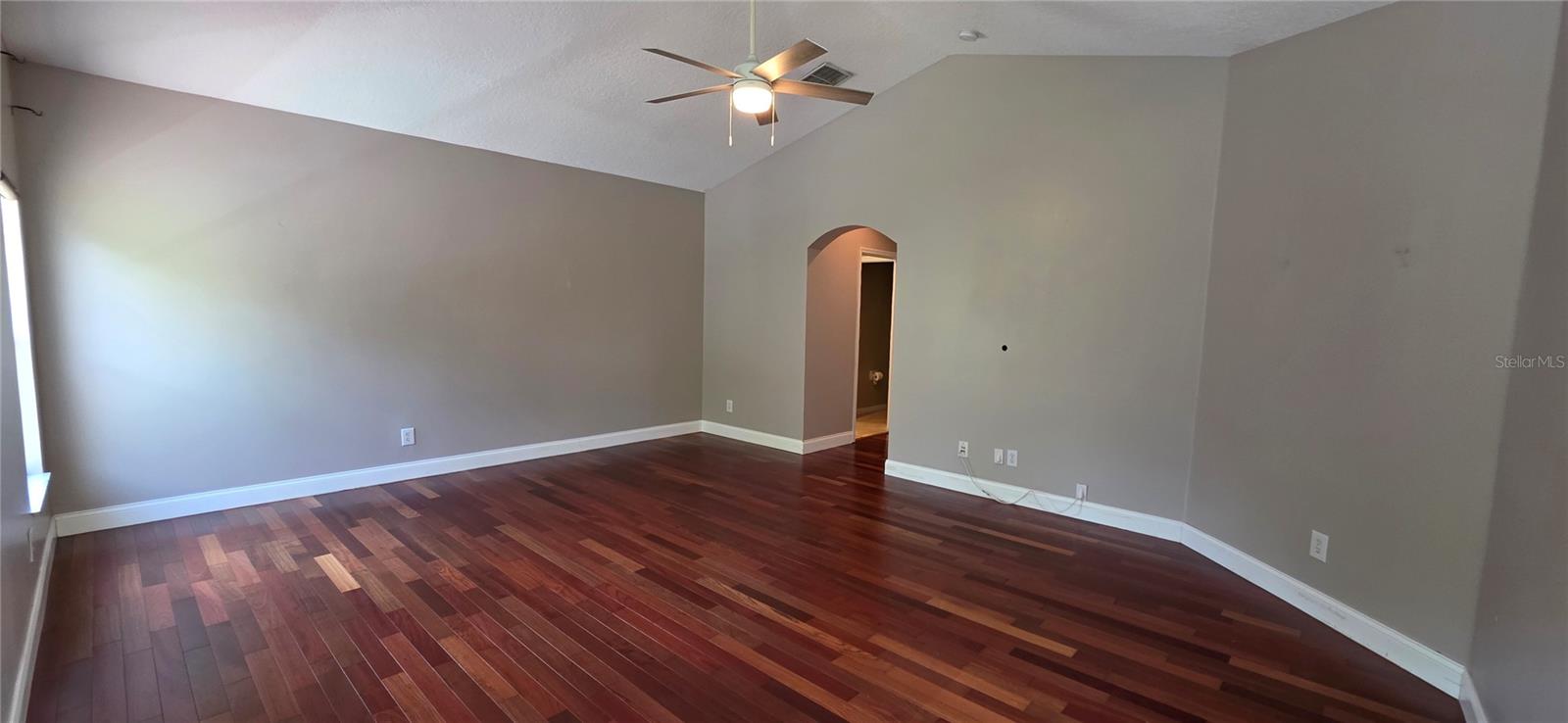 11609 GREENSLEEVE AVE — photo 41