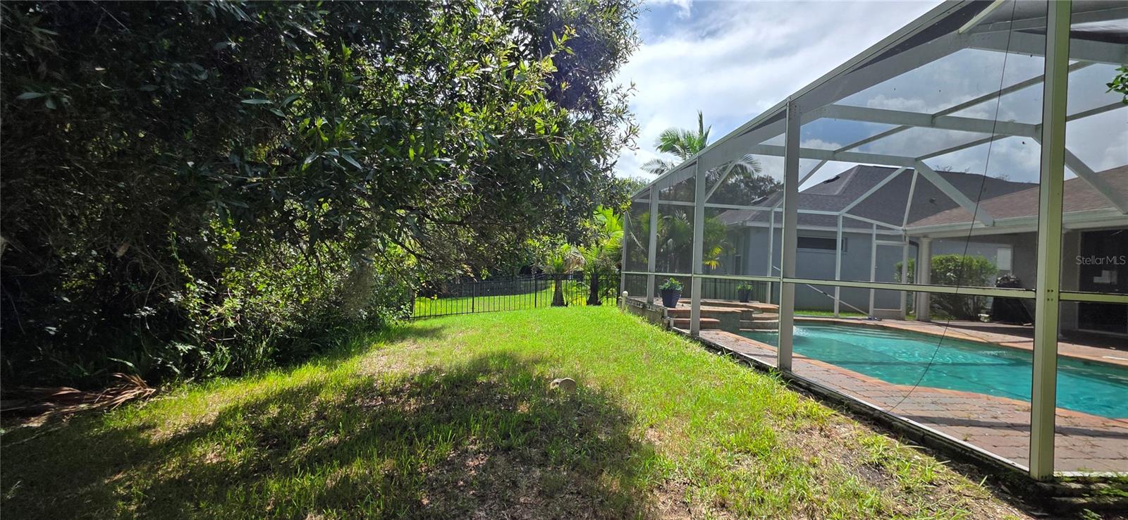11609 GREENSLEEVE AVE — photo 77