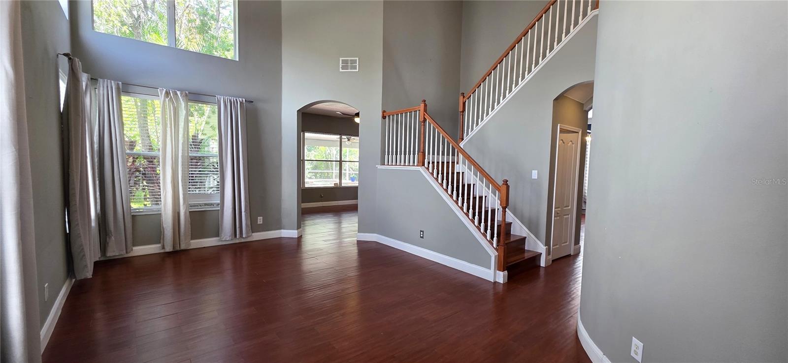 11609 GREENSLEEVE AVE — photo 13