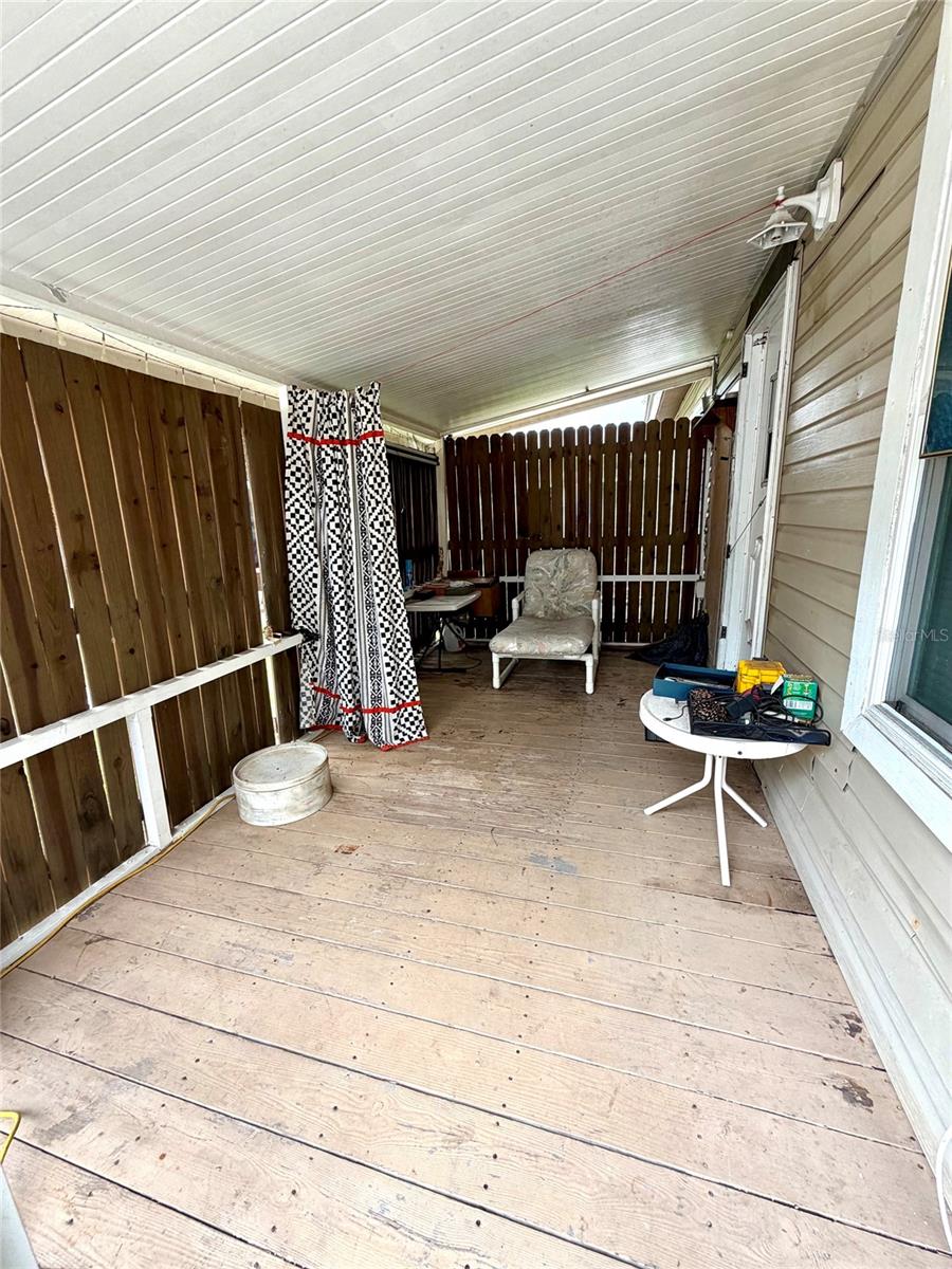 11330 SAGE AVE — photo 27