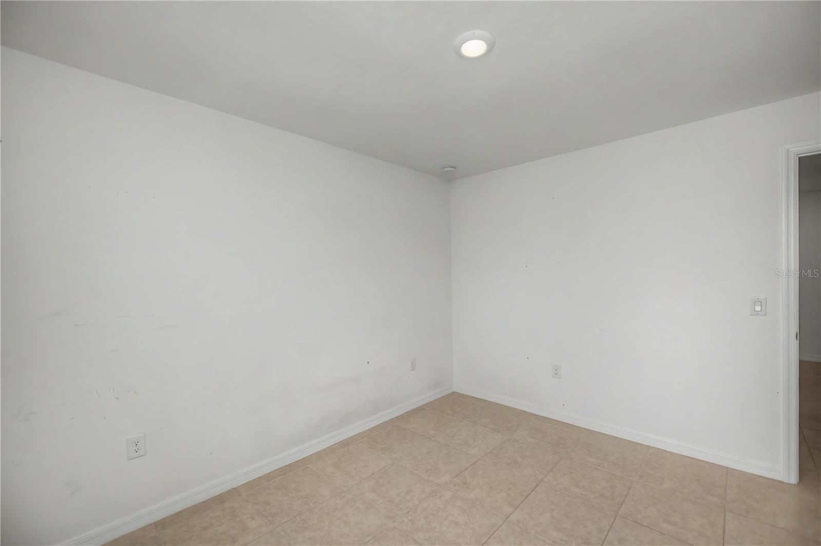 2555 ATWATER DR — photo 30