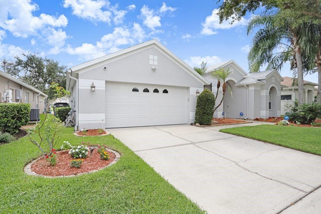 10227 QUAILS LANDING AVE — photo 38