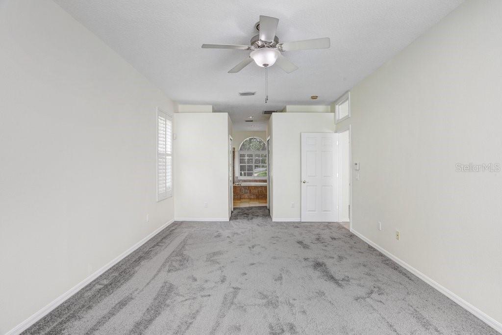 10227 QUAILS LANDING AVE — photo 12