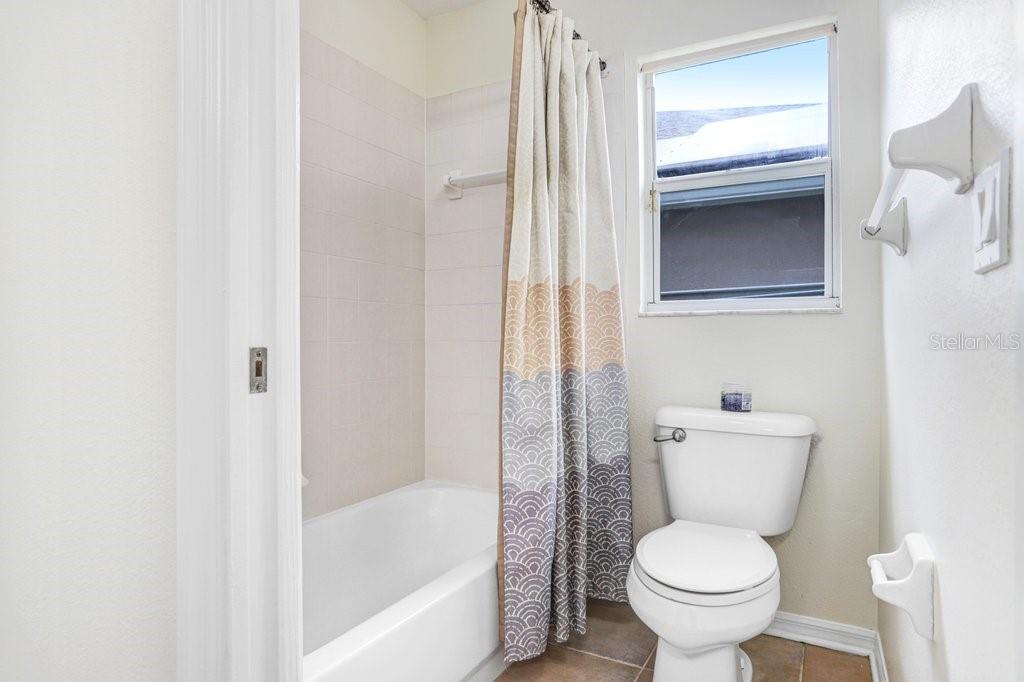 10227 QUAILS LANDING AVE — photo 27