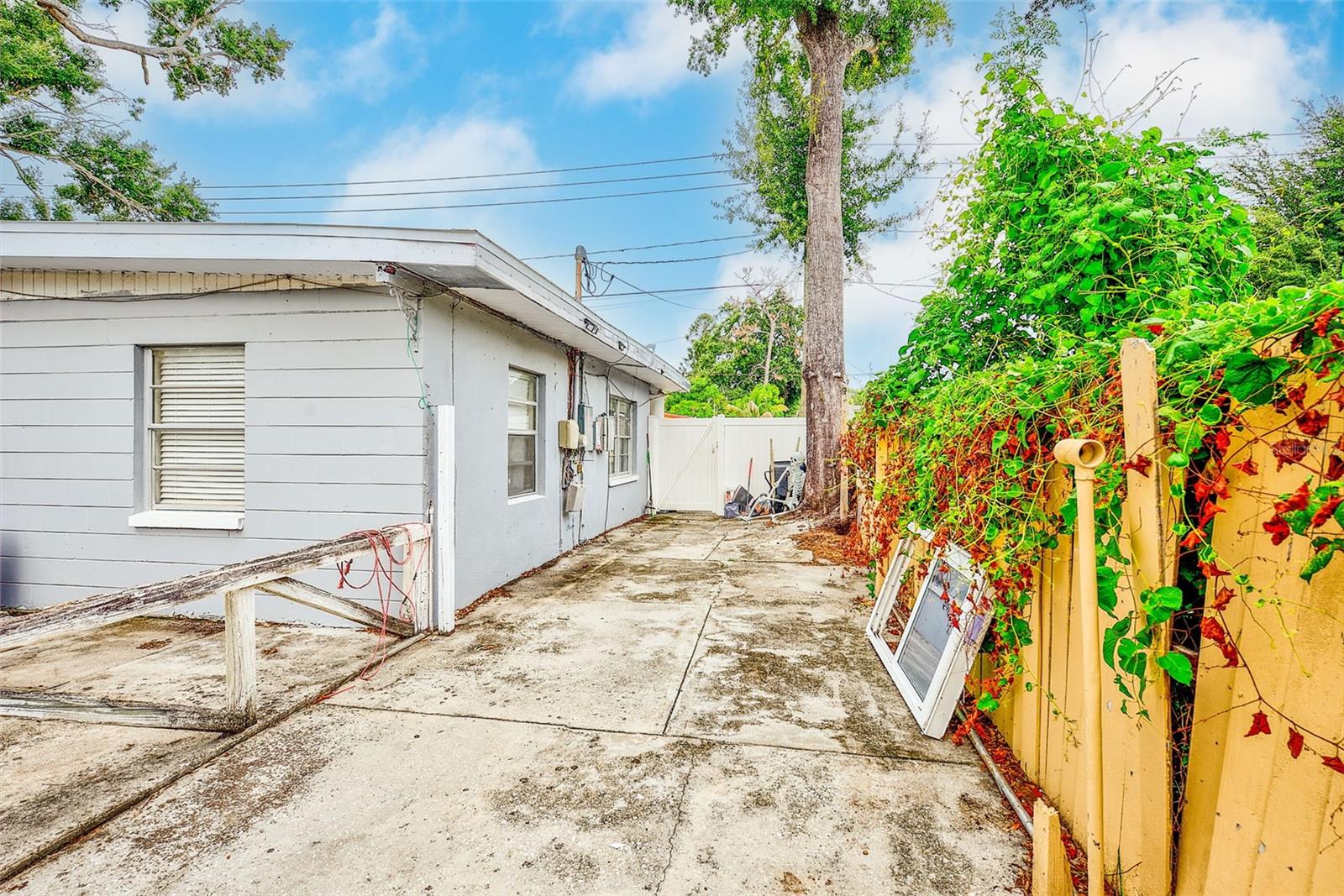 2318 W POWHATAN AVE — photo 41
