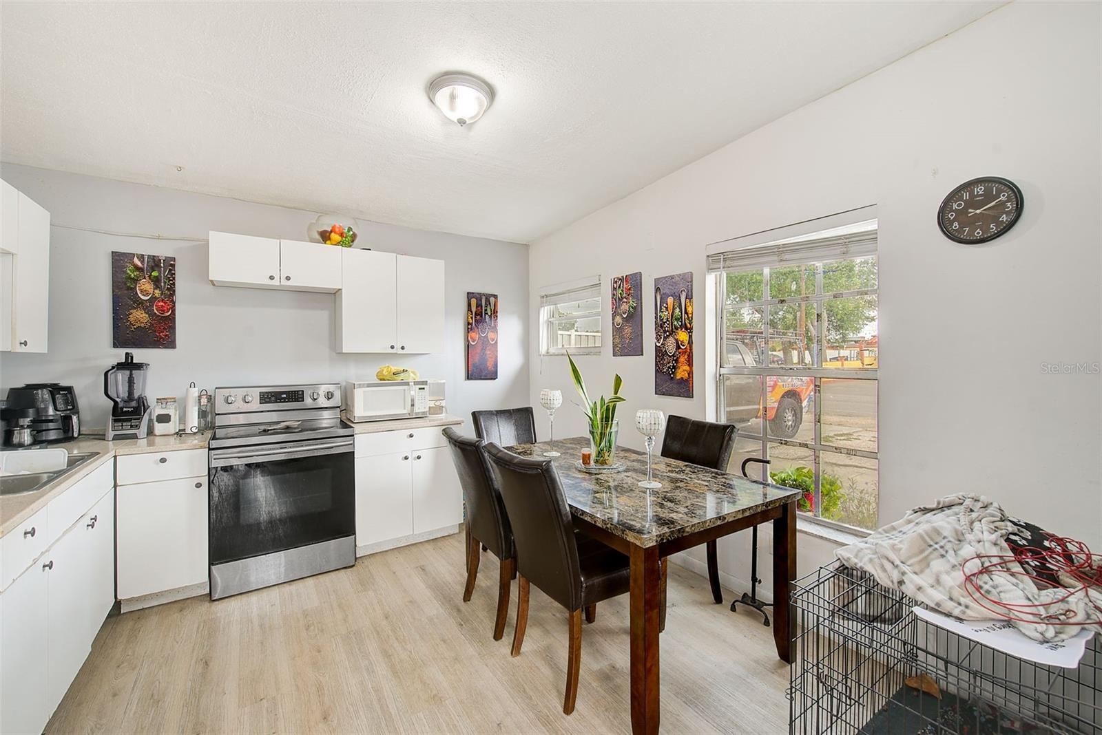 2318 W POWHATAN AVE — photo 7