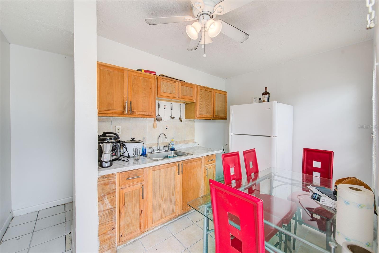2318 W POWHATAN AVE — photo 16